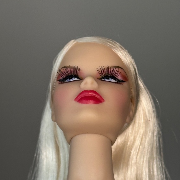 Fashion Doll Articulated Surrealist Gala Véronique Integrity Sinuhe Guzman FR IT - Picture 3 of 8